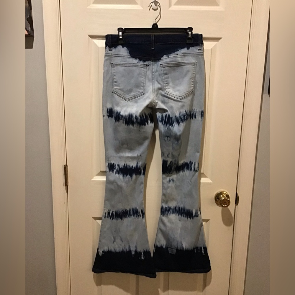 VENUS Tie-Dye Super Flare Bell Bottom Jean Size 8 Hippie Retro 70’s Stretch - Picture 4 of 13